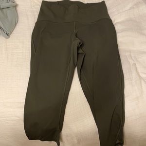 Dark green lululemon cropped leggings